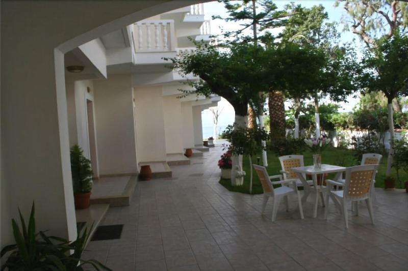Posidonia Pension Amarinto Exterior foto