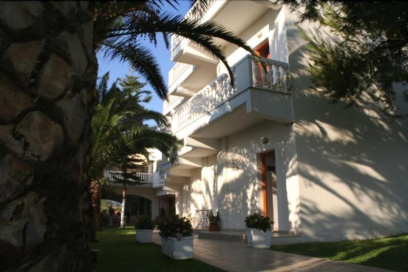 Posidonia Pension Amarinto Exterior foto
