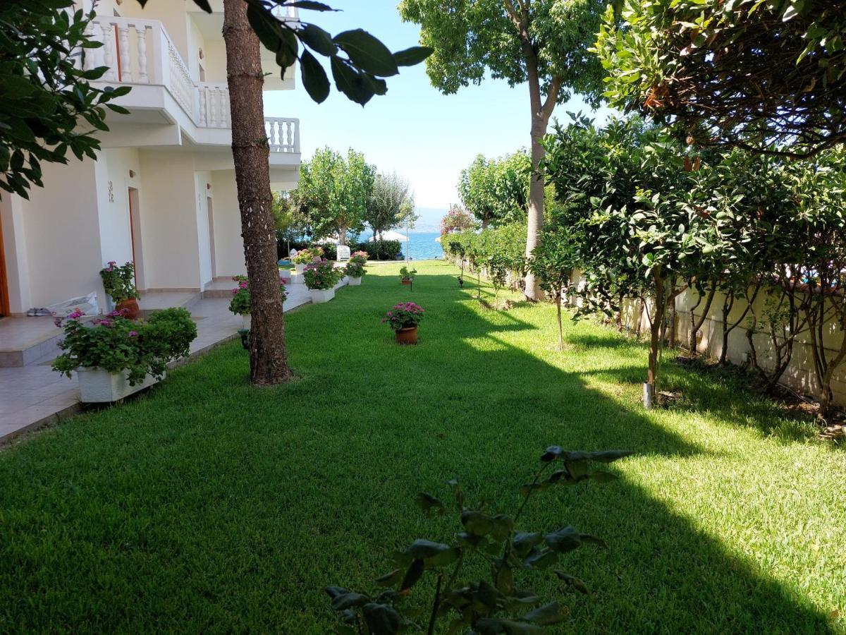 Posidonia Pension Amarinto Exterior foto