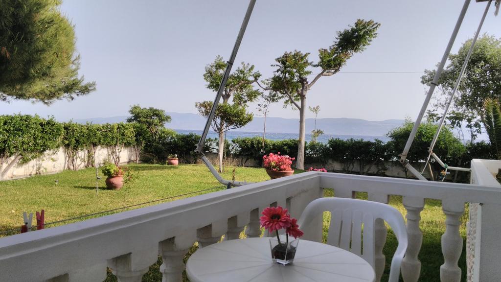 Posidonia Pension Amarinto Exterior foto